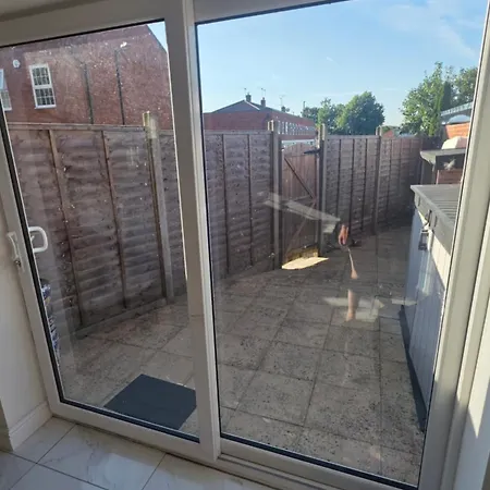 Проживание в семье Near Airbus & Rolls-royce, Southmead Hospital Бристоль