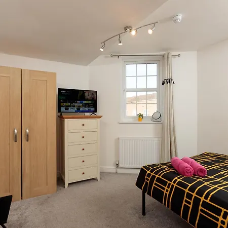 Near Airbus & Rolls-royce, Southmead Hospital * Bristol