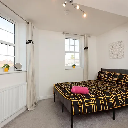Habitación en casa particular Near Airbus & Rolls-royce, Southmead Hospital *